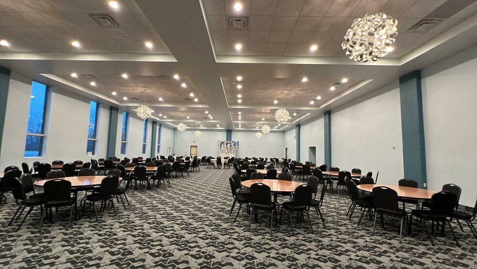 More Photos Of 995 Youngstown Warren Rd, Niles Lodge Meeting Hall For Lease