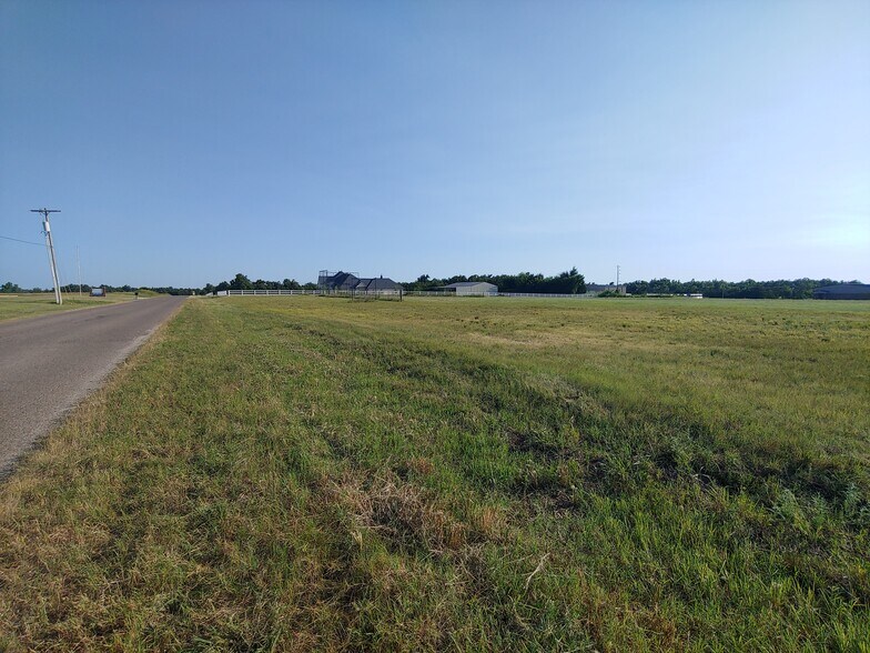 More Photos Of S 8th Street, Mcloud Land For Sale