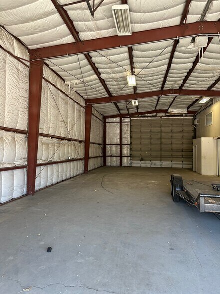 More Photos Of 352-360 W Kentucky Ave, Woodland Warehouse For Sale