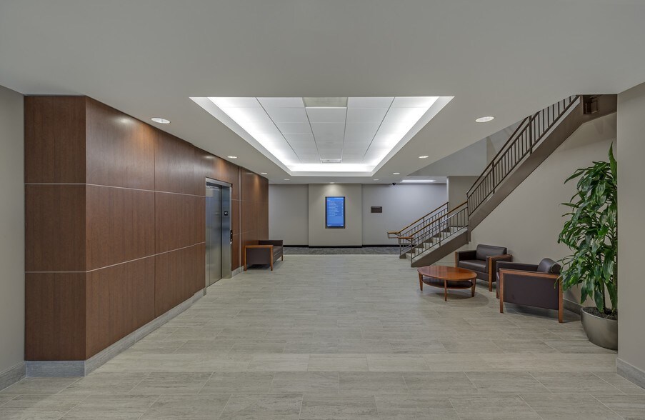 More Photos Of 8850 Six Pines Dr, The Woodlands Medical For Lease