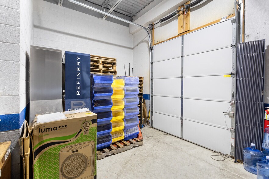 More Photos Of 1 Entin Rd, Clifton Manufacturing For Lease