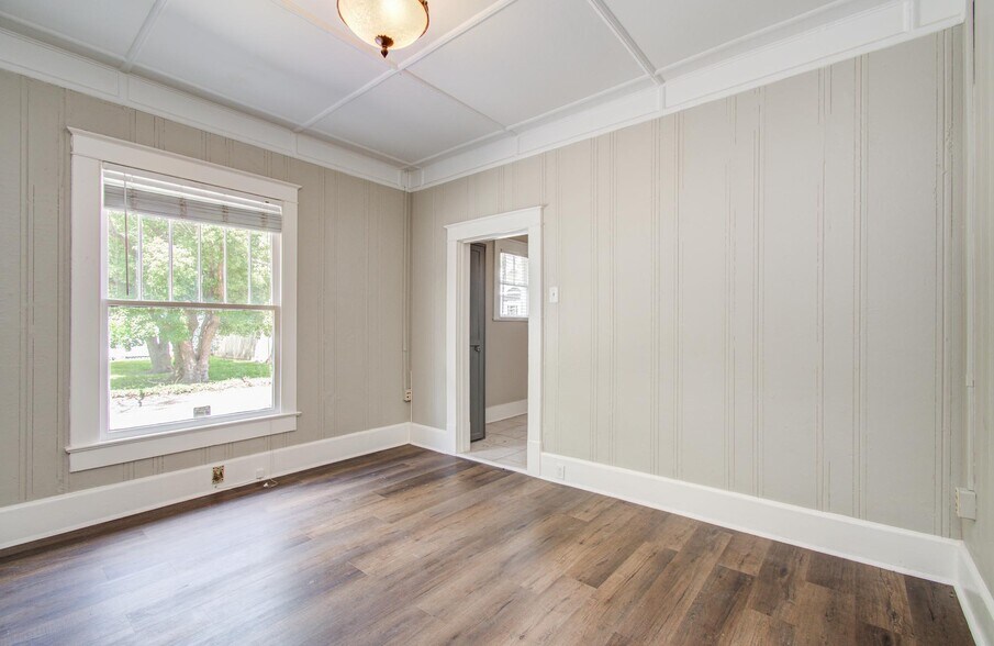 More Photos Of , League City Office For Sale