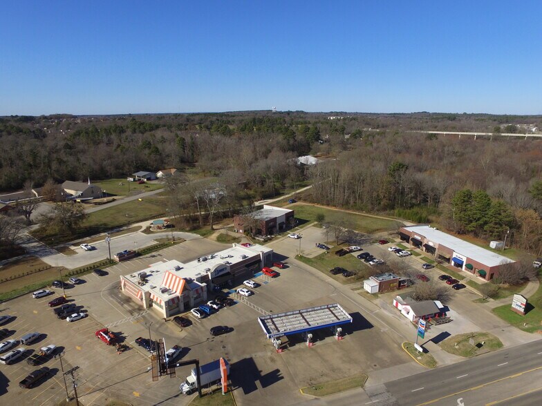 More Photos Of 16772 Old Jacksonville Hwy, Tyler Service Station For Lease