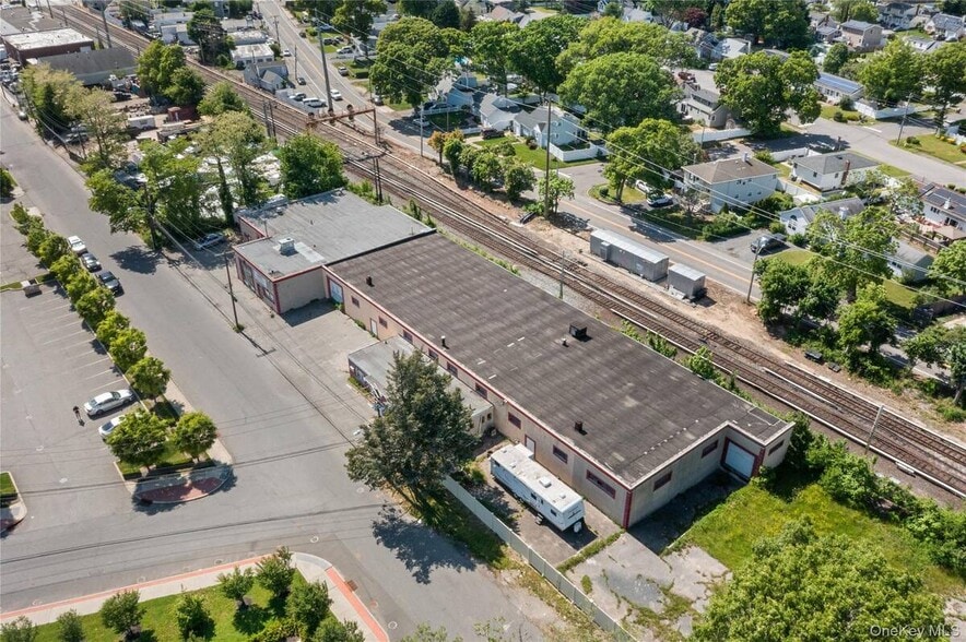 More Photos Of 1113-1125 Prospect Ave, West Islip Warehouse For Sale