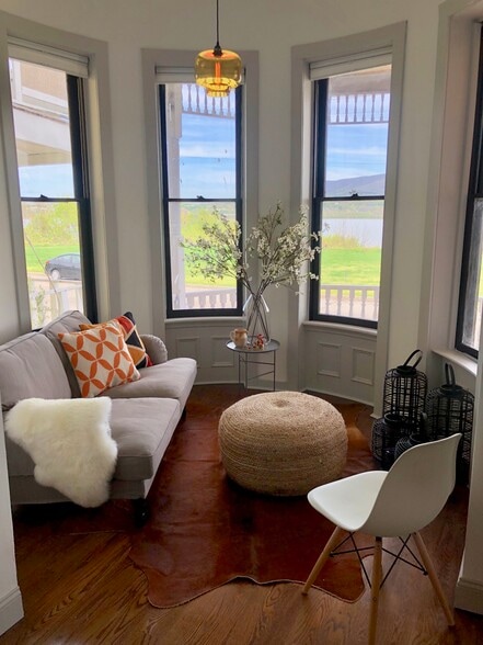 More Photos Of 2 Courtney Ave, Newburgh Apartments For Sale