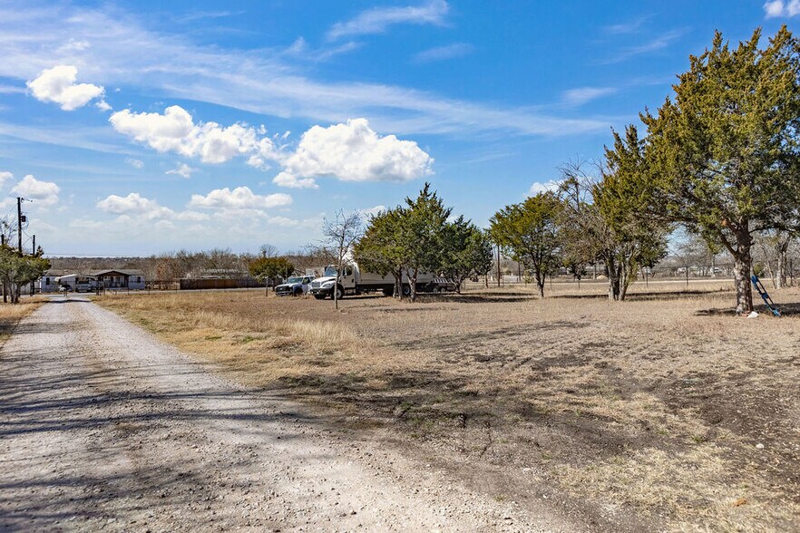 More Photos Of 110 Meyers Rd, Buda Land For Sale