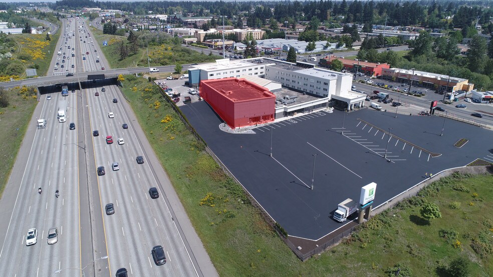 More Photos Of 8402 S Hosmer St, Tacoma General Retail For Lease