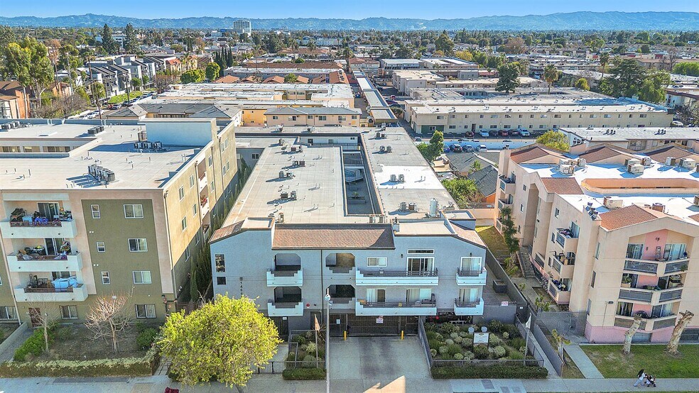 More Photos Of 14668 Nordhoff St, Panorama City Apartments For Sale