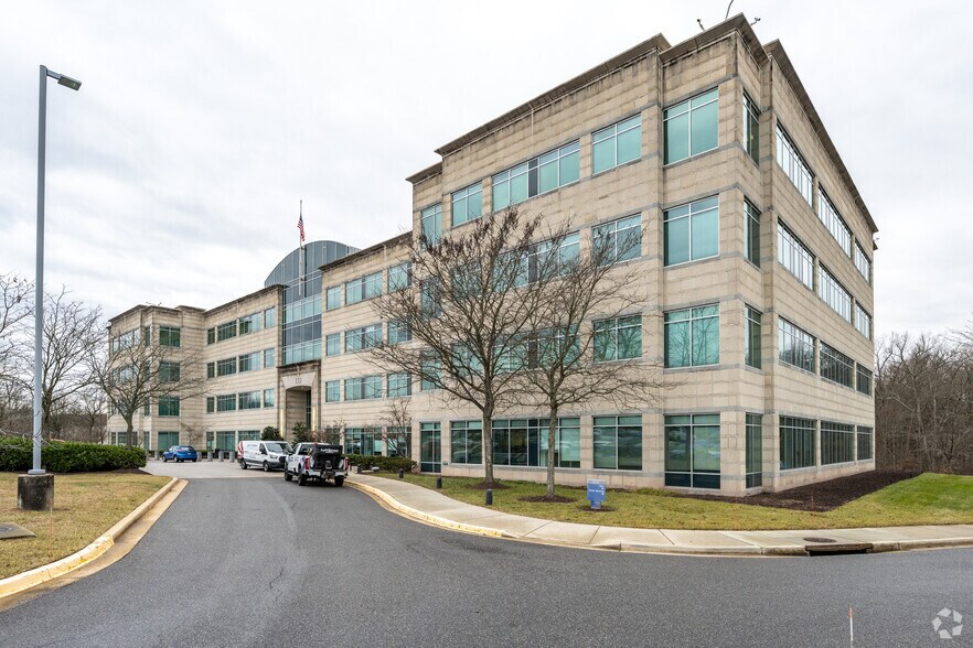 Primary Photo Of 132 National Business Pky, Annapolis Junction Medical For Lease