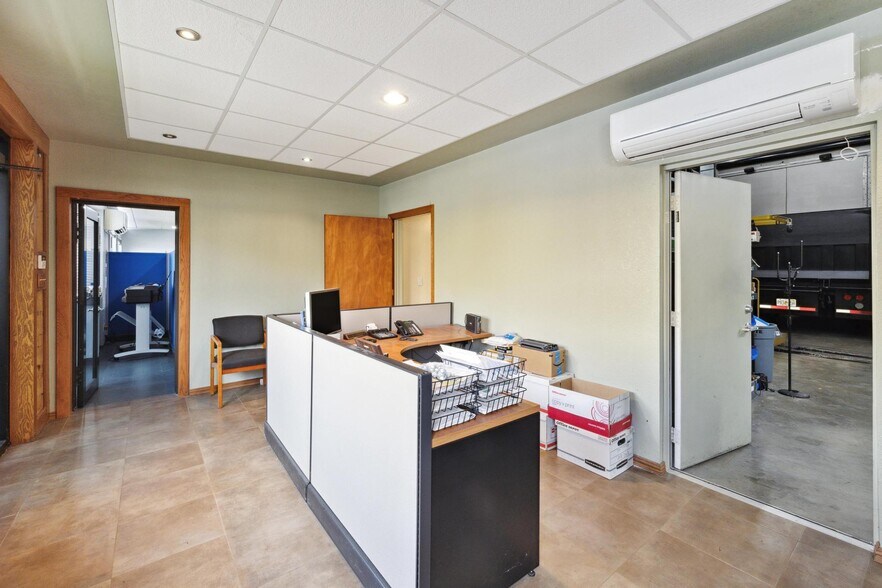 More Photos Of 3700-3718 SW 30th Ave, Fort Lauderdale Warehouse For Sale