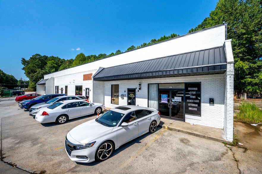Primary Photo Of 565-595 Garden Walk Blvd, Atlanta Freestanding For Sale