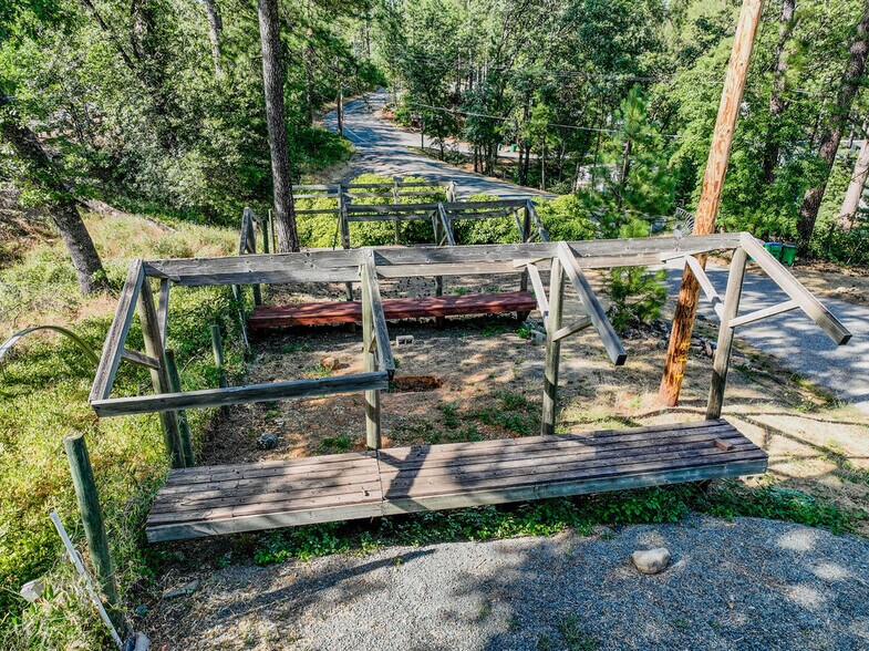 More Photos Of 15386 Little Valley Rd, Grass Valley Freestanding For Sale