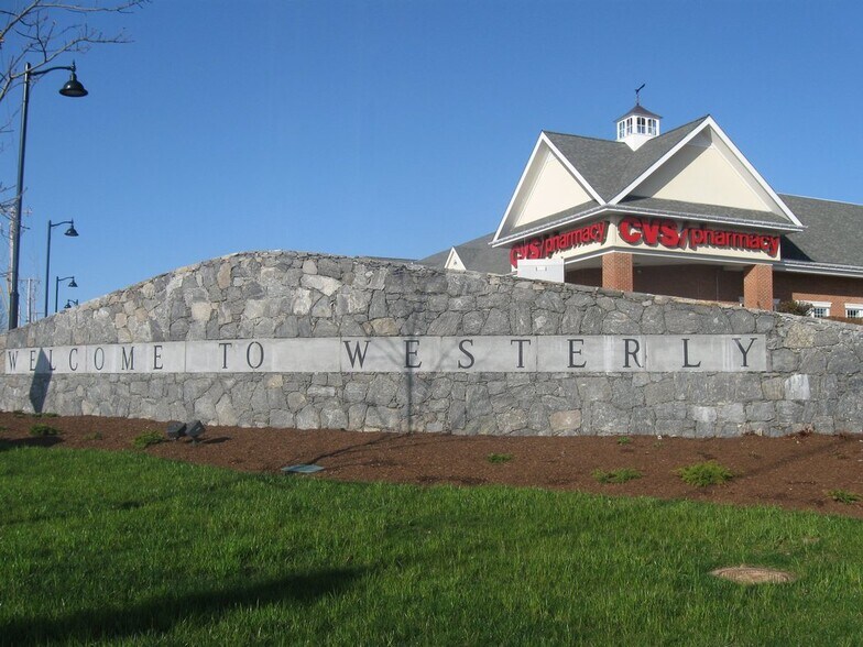 More Photos Of Route 78 @ Route 1, Westerly Unknown For Lease