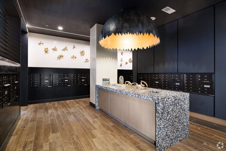 More Photos Of The Shoppes on Central Avenue, Clayton Apartments For Lease