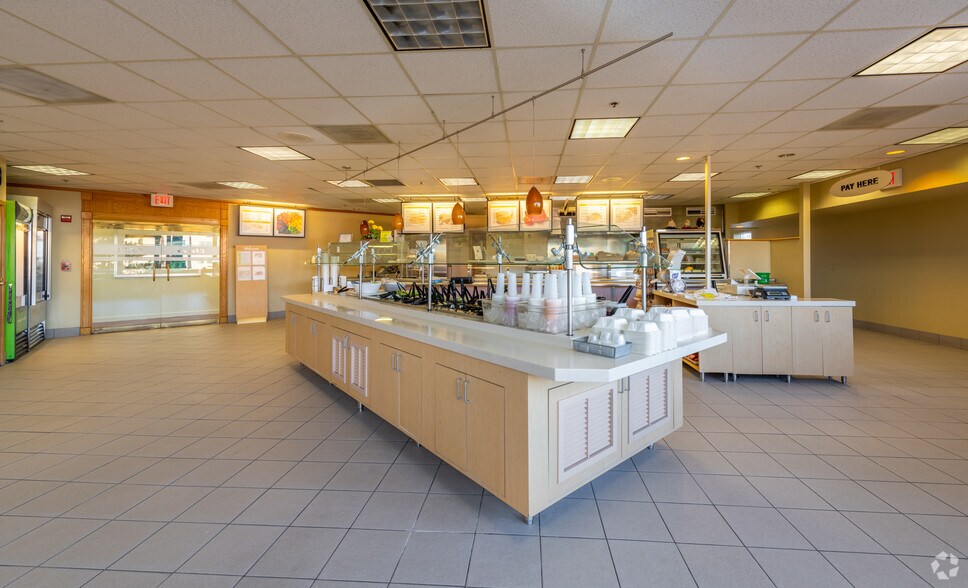 More Photos Of 50 Braintree Hill Office Park, Braintree Office For Lease