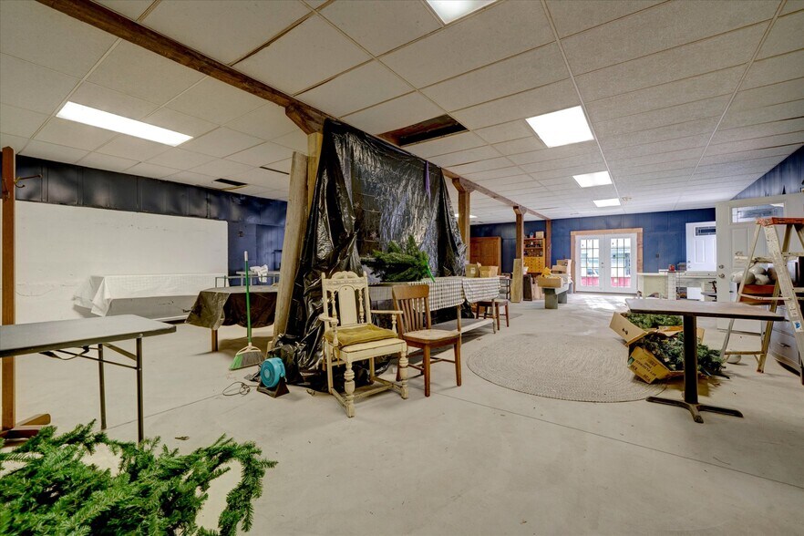 More Photos Of 101 E Colliery Ave, Tower City Storefront Retail Residential For Sale