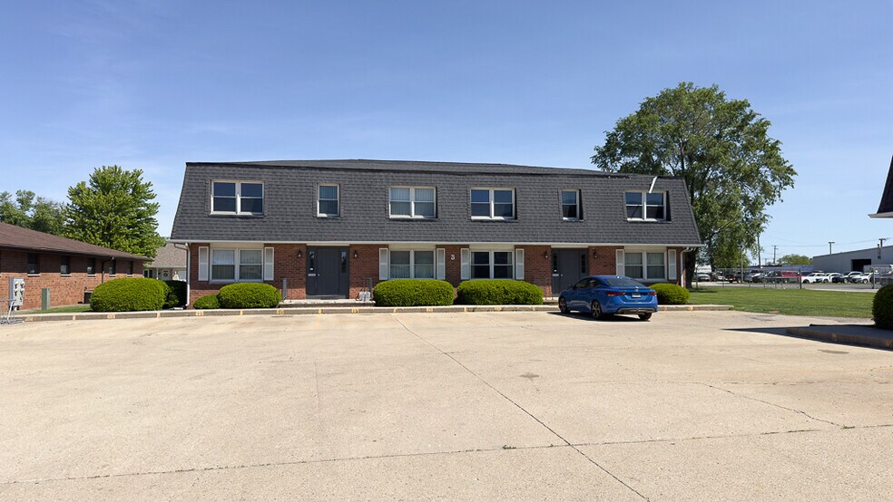 More Photos Of 2 Michael St, Streator Apartments For Sale