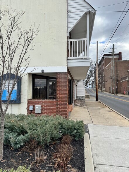 More Photos Of 38-40 W Church St, Hagerstown Religious Facility For Sale