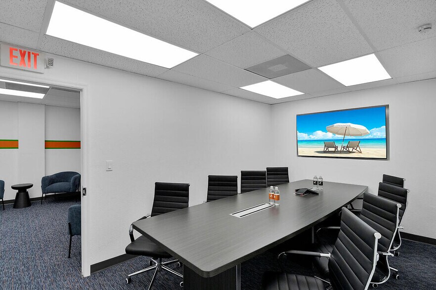 More Photos Of 101925 Overseas Hwy, Key Largo Office For Lease