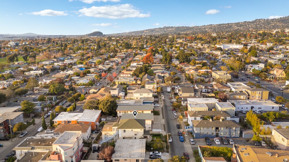 More Photos Of 2920-2922 Stanton St, Berkeley Apartments For Sale