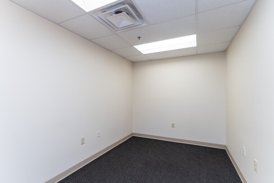 More Photos Of 1150 Hall of Fame Ave, Springfield Health Club For Lease