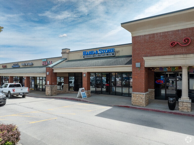 More Photos Of 8876 Dallas Acworth Hwy, Dallas Storefront For Lease