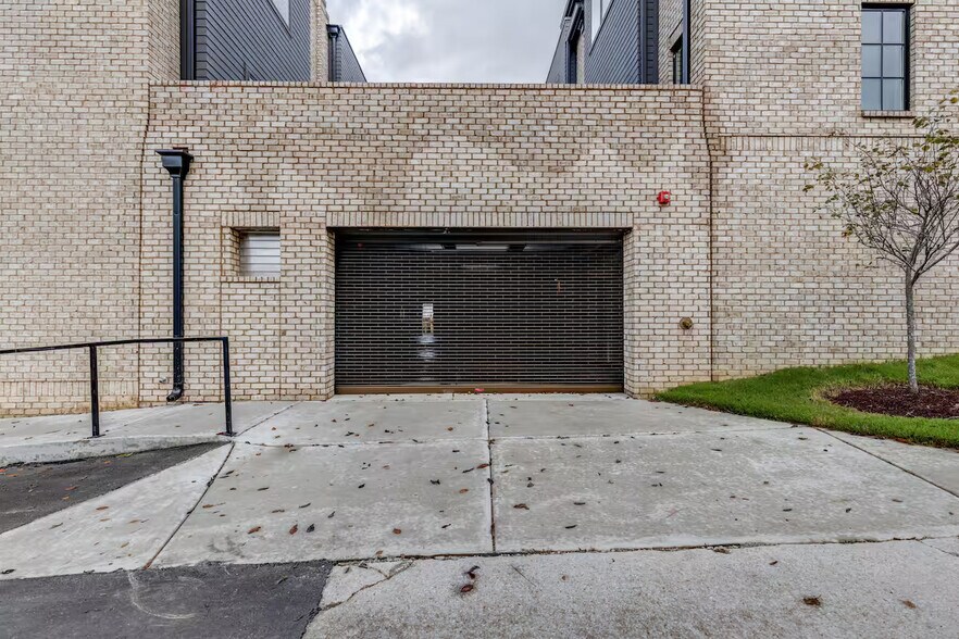 More Photos Of 3206 West End Cir, Nashville Apartments For Sale