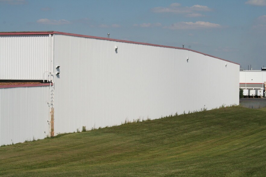 More Photos Of 250 Mitch McConnell Way, Bowling Green Industrial For Sale