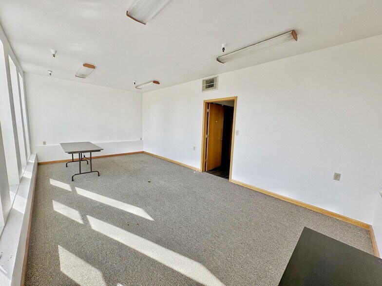 More Photos Of 1927-1929 Taraval St, San Francisco Apartments For Sale