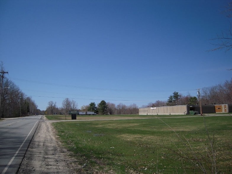 More Photos Of 190 Northeast Rd, Standish Manufacturing For Lease