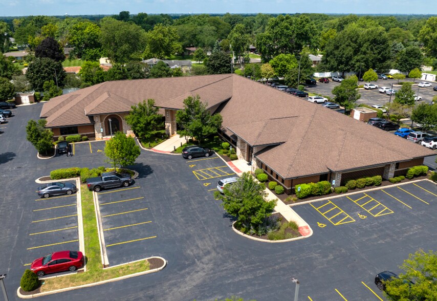 More Photos Of 903 N 129th Infantry Dr, Joliet Medical For Sale