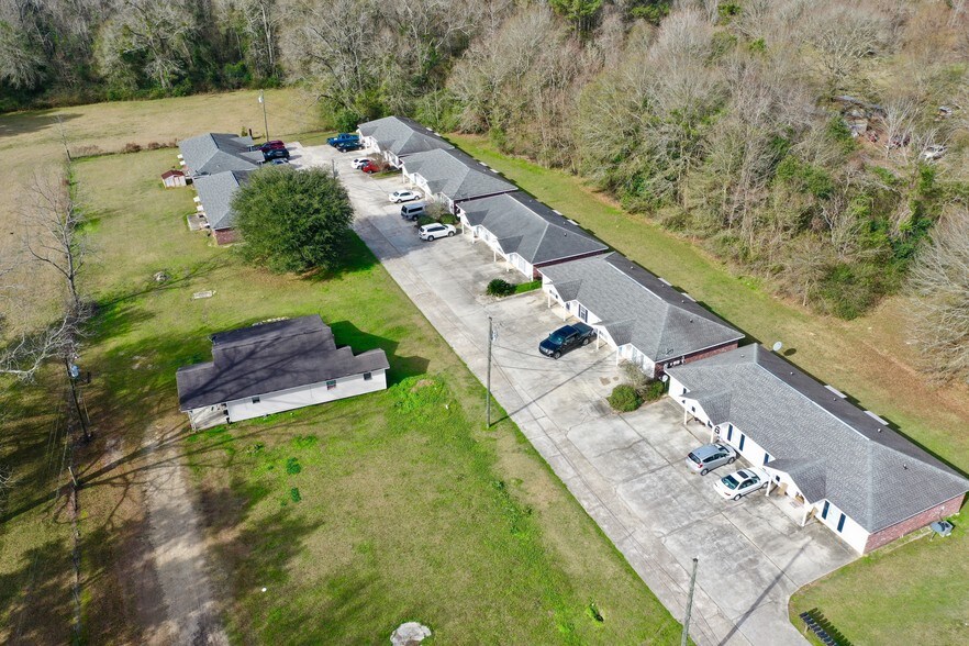 More Photos Of 10486 Terral Dr, Tickfaw Apartments For Sale