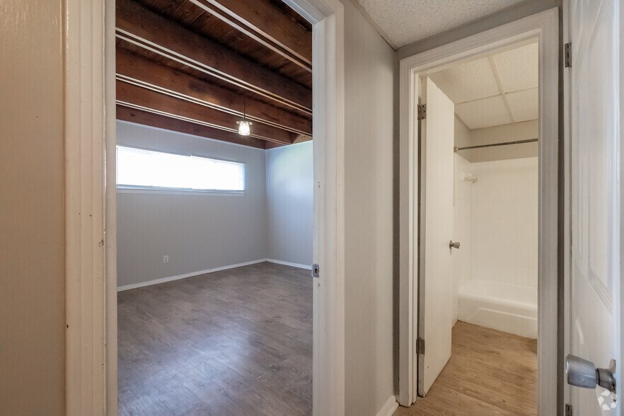 More Photos Of 2219 Dauphin Island Pky, Mobile Apartments For Sale