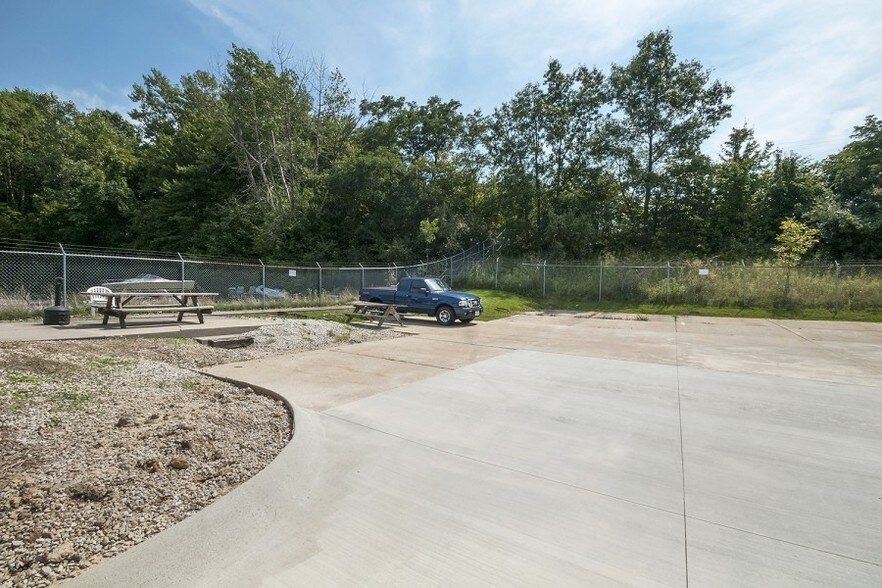 More Photos Of 1848 State Route 59, Kent Office For Sale