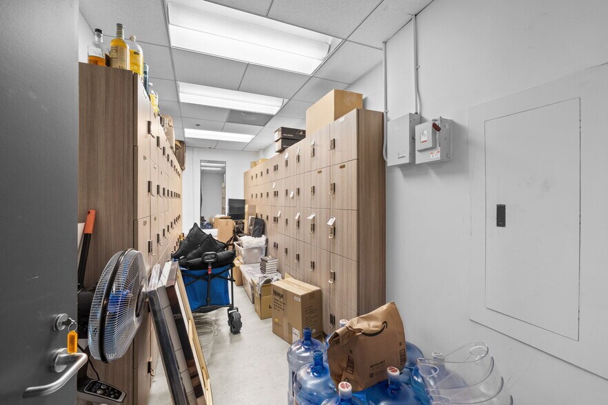 More Photos Of 501 S Beverly Dr, Beverly Hills Medical For Lease