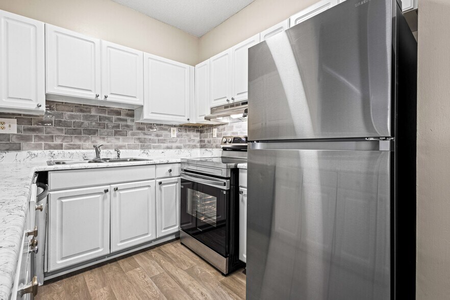 More Photos Of 6595 Mount Zion Blvd, Morrow Apartments For Sale