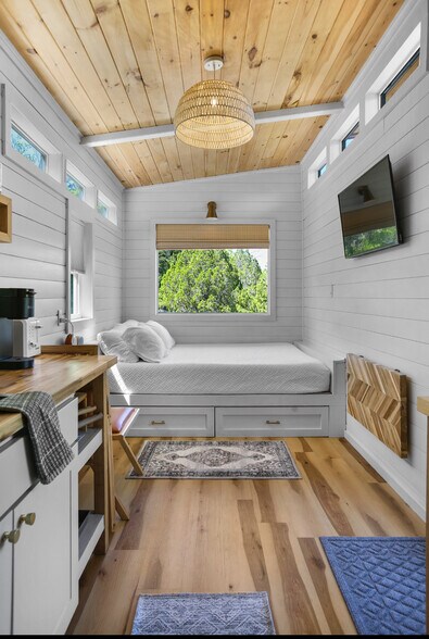 More Photos Of 301 Avenue I, Valley Mills Specialty For Sale