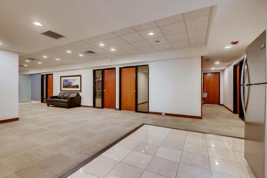More Photos Of 228 S 4th St, Las Vegas Office For Sale