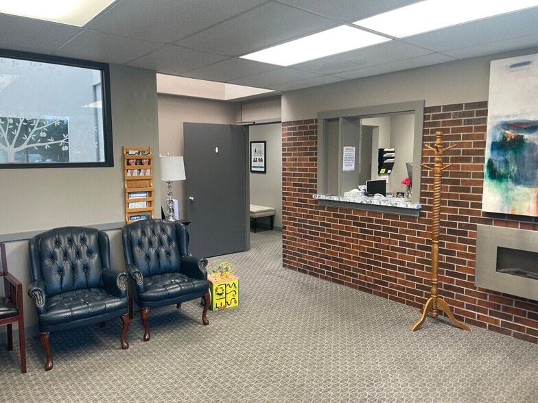 More Photos Of 415 E 23rd St, Fremont Medical For Sale