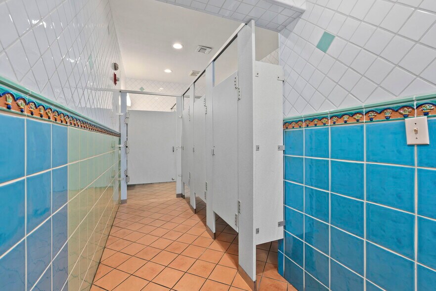 More Photos Of 1110 SW Martin Downs Blvd, Palm City Schools For Sale