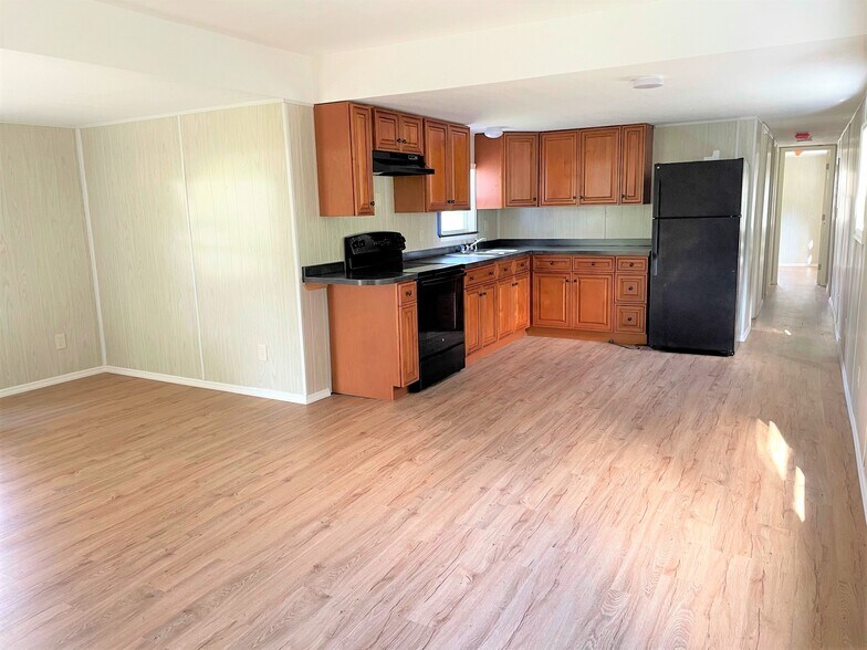 More Photos Of 4908 Durant Rd, Dover Manufactured Housing Mobile Home Park For Sale