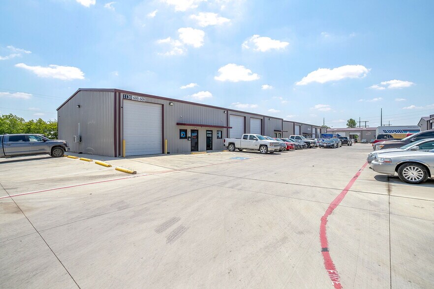 More Photos Of 1150 Blue Mound Rd W, Haslet Warehouse For Lease