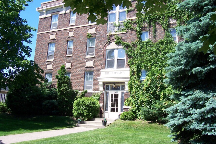 More Photos Of 195 Lexington Pky N, Saint Paul Apartments For Sale