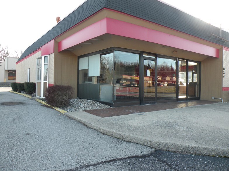 Primary Photo Of 634 Knox Blvd, Radcliff Restaurant For Sale