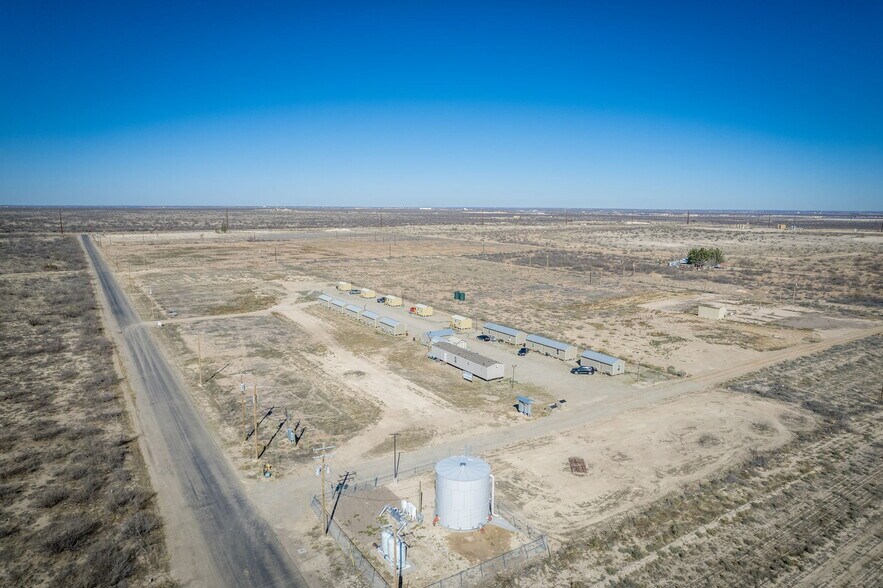 More Photos Of 158 Co Road 404, Pecos Apartments For Sale