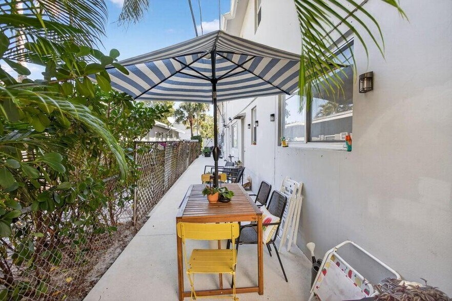 More Photos Of 825 NE 6th St, Fort Lauderdale Apartments For Sale