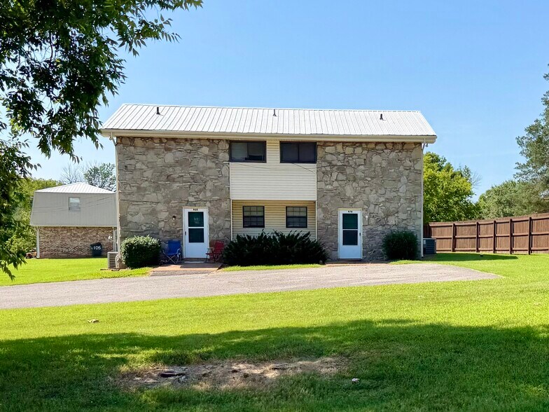 More Photos Of , Gallatin Multifamily For Sale