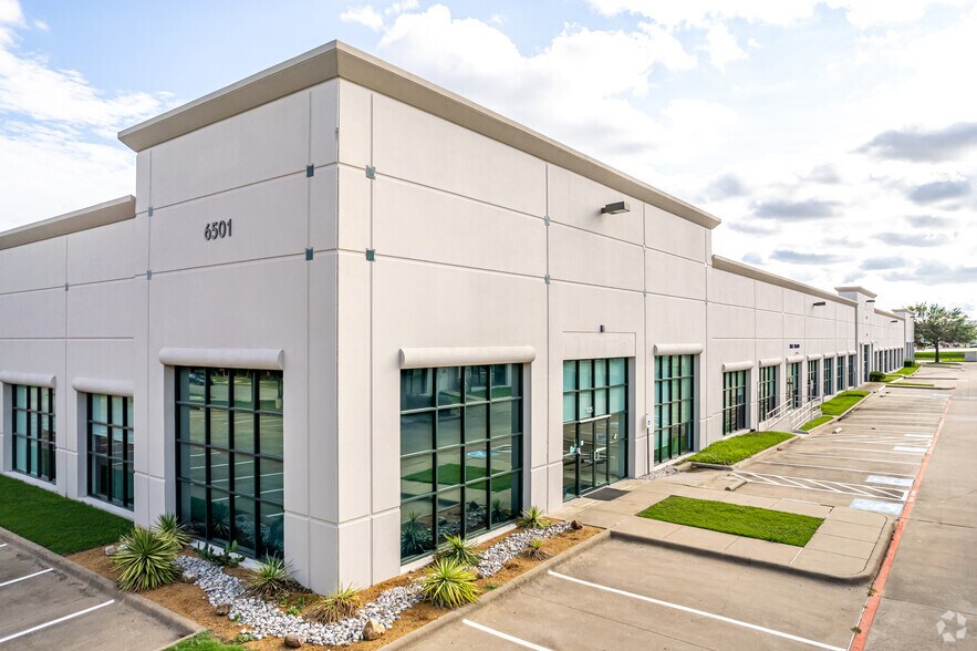 More Photos Of 6501 Windcrest Dr, Plano Unknown For Lease