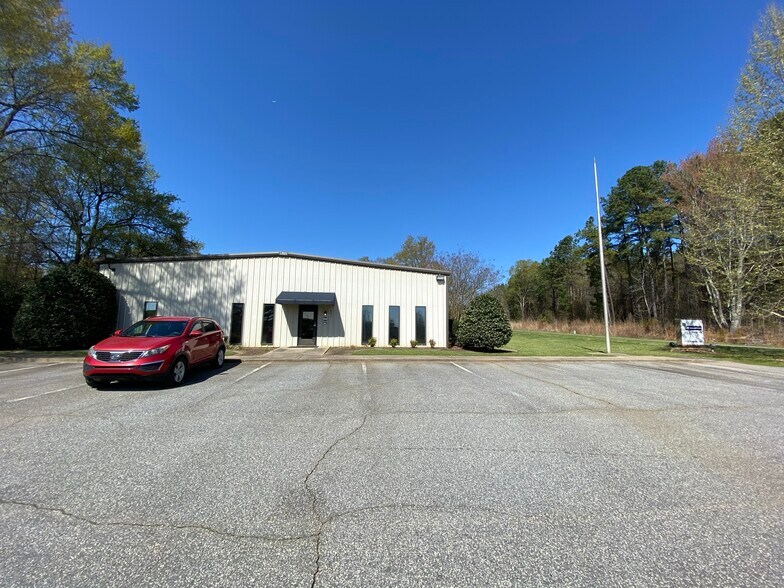 More Photos Of 341 Old Spartanburg Hwy, Wellford Light Manufacturing For Sale