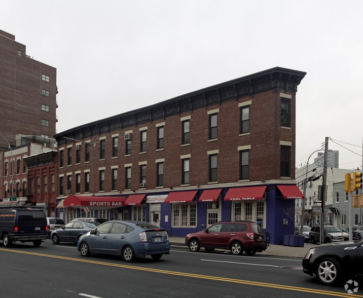 More Photos Of 12-23 Jackson Ave, Long Island City Storefront Retail Residential For Lease